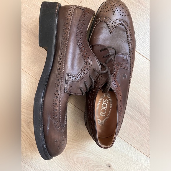 Tod’s leather wing tip derby shoes brown rubber sole - Picture 16 of 16